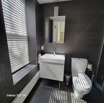 Rented by Oxford Property Group | media 26