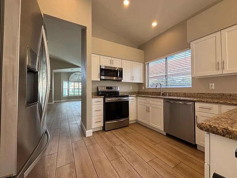 12895 N 95th Way — Photo 10