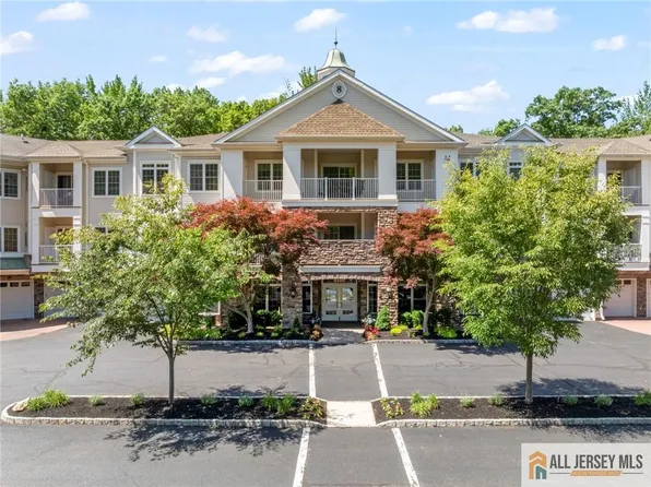 8217 Falston Cir, Old Bridge, NJ 08857