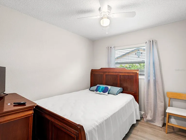 871 Darwin Dr — Photo 11