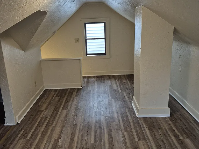 3116 Grover St — Photo 13
