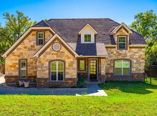 2204 Westwood Dr, Arlington, TX 76012