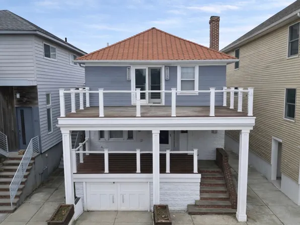 43 Georgia Ave, Long Beach, NY 11561