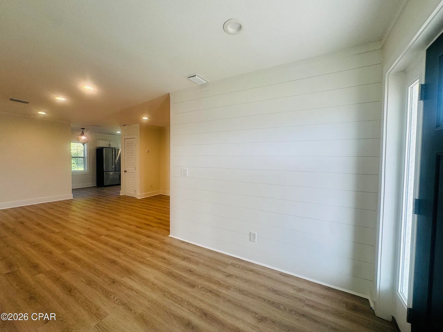 3 bed, 1300 sqft, $3,500 — Photo 3
