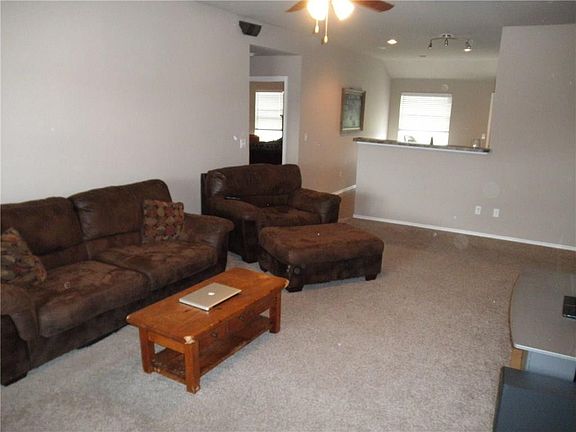 4th image of 4812 Hunter Blvd