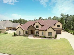 18 Accadia Ct, Little Rock, AR 72223