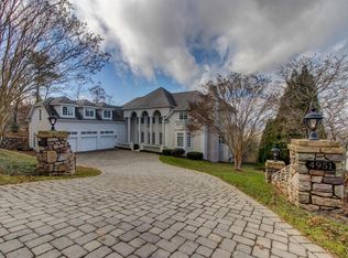 4951 Fox Ridge Rd, Roanoke, VA 24018