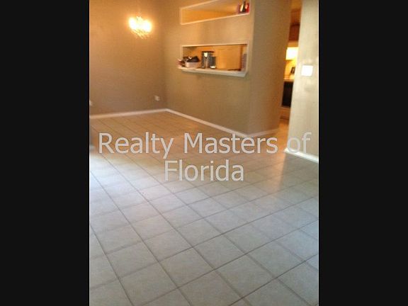 3rd image of 7520 Southpointe Pl