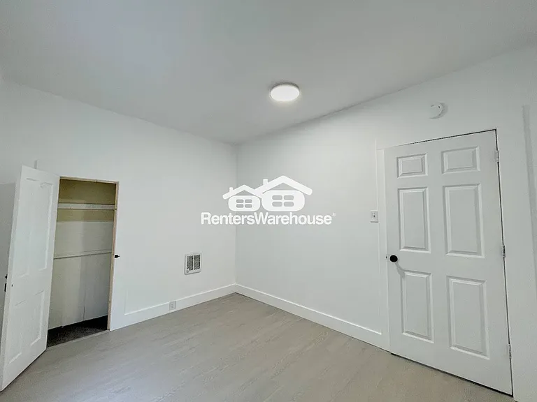 315 Highland Ave — Photo 13