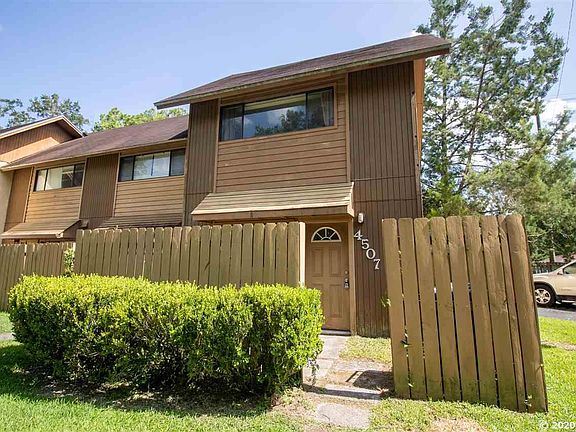 2nd image of 4507 NW 41st Pl