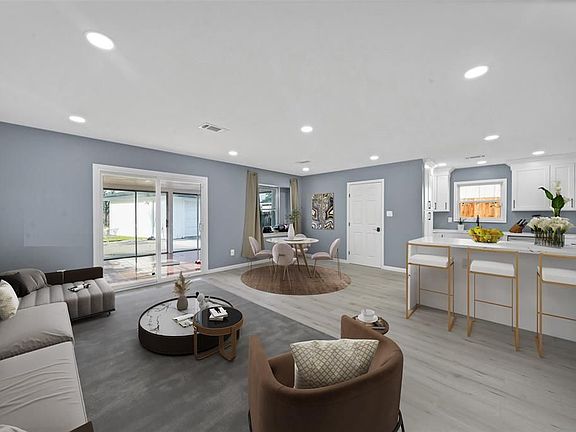 3rd image of 5215 Trail Lake Dr