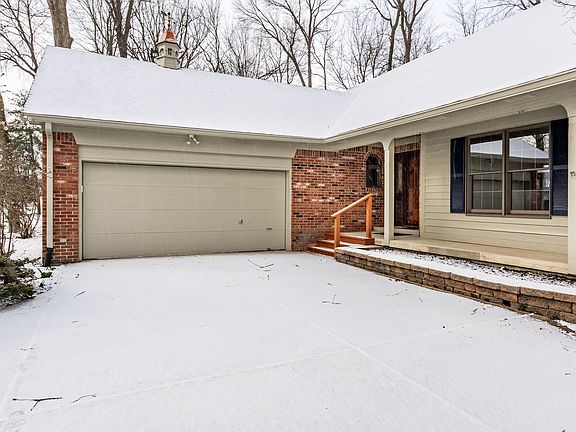 2nd image of 7428 Cherryhill Dr