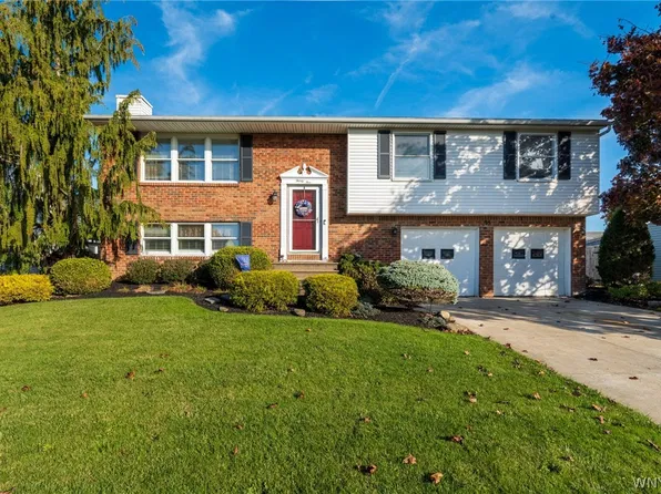 35 E Bihrwood Dr, Buffalo, NY 14224