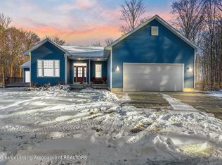 1356 Bennett Rd, Ionia, MI 48846