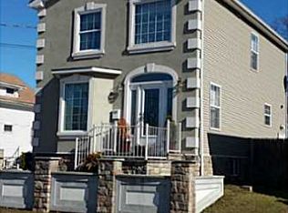 108 Hicks St, East Providence, RI 02914