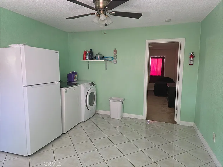 32744 Texas Dr — Photo 16