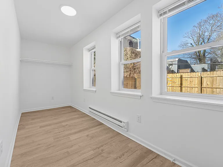 127 W Seymour St #2 — Photo 6