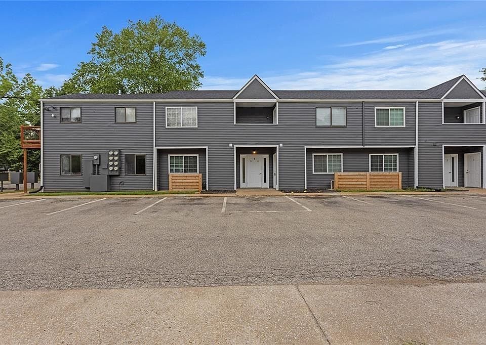 1st image of 1505 W 25th Ct APT B10