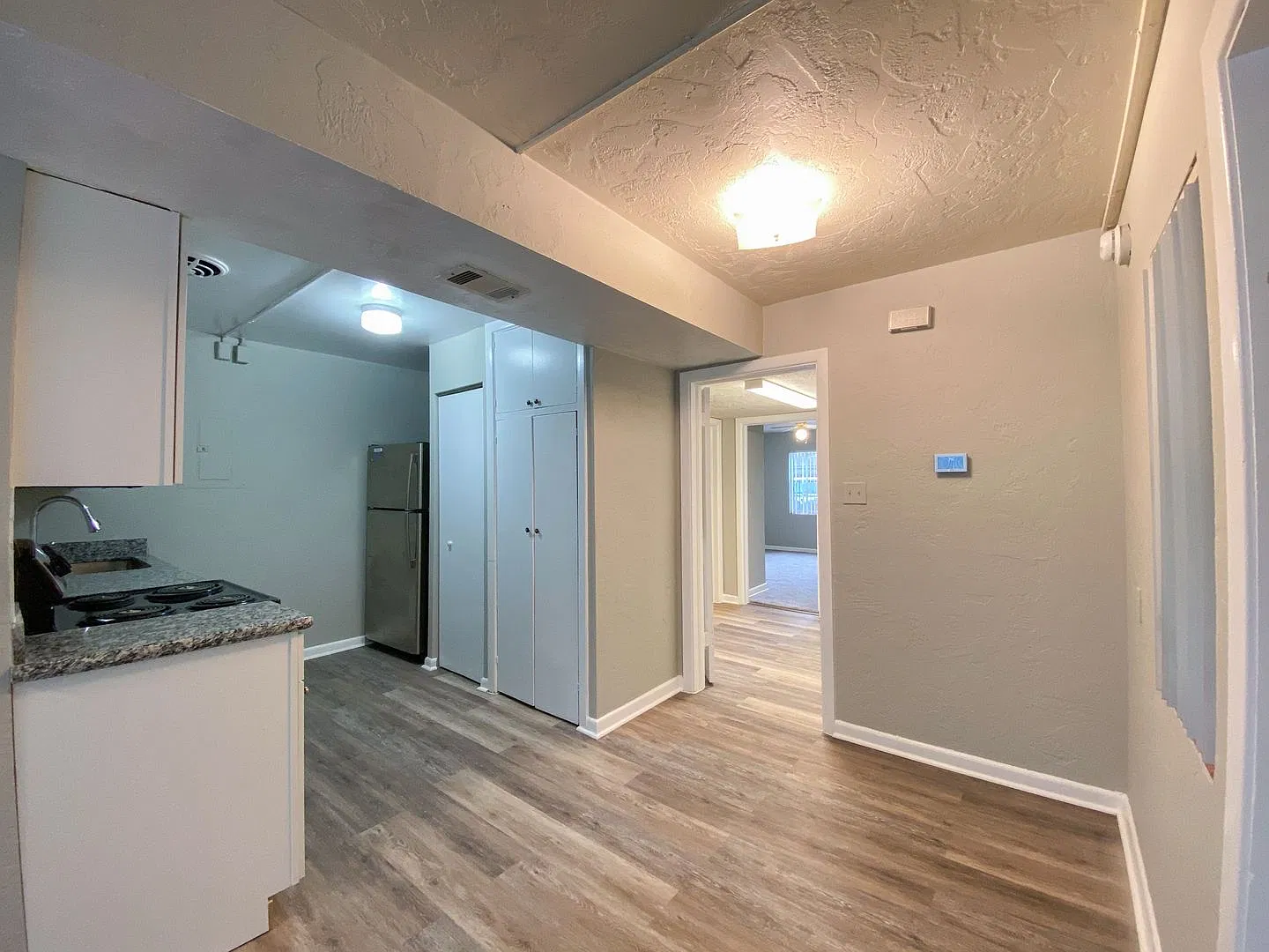 1029 SW 1st Ave — Photo 4