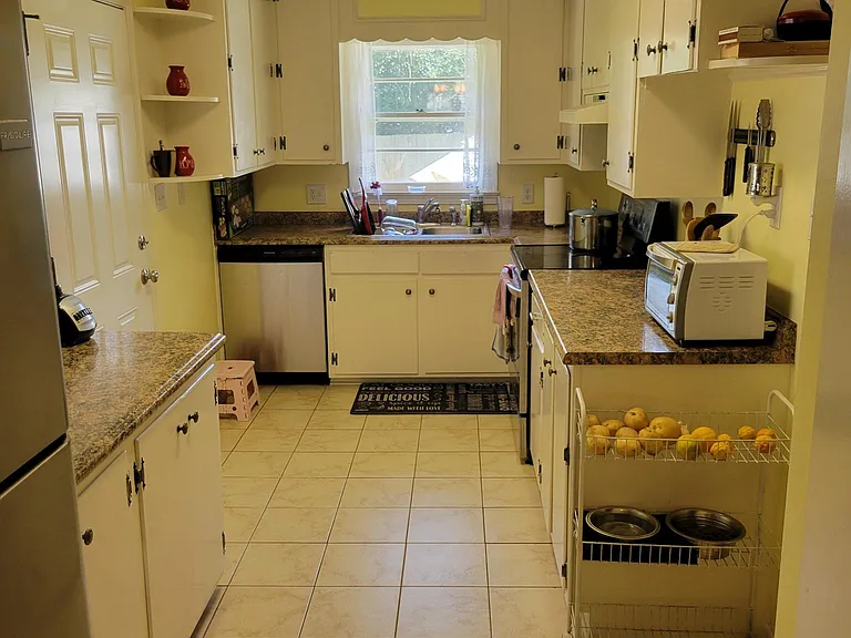 5510 Habersham St — Photo 9