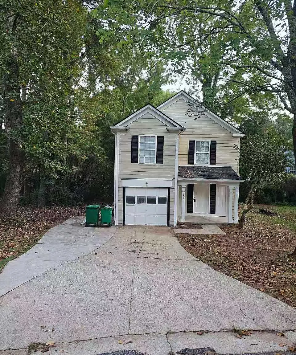 3 bed, 2.5 bath, 1492 sqft, $1,950 — Photo 1