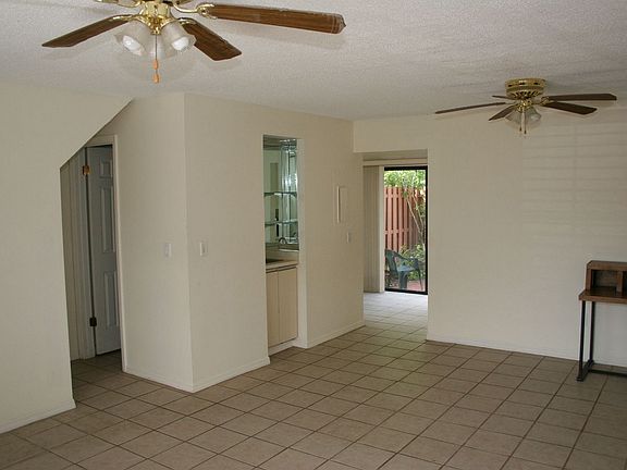4th image of 3399 Cedar Springs Pl #166