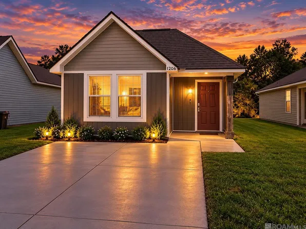 1206 E Saint Charles St, Gonzales, LA 70737