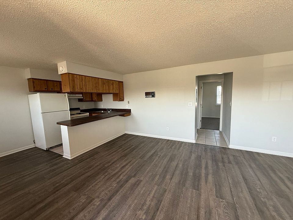 1st image of 2900 N Fulton Ave APT 10