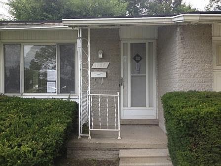 1st image of 1107 Clark Dr