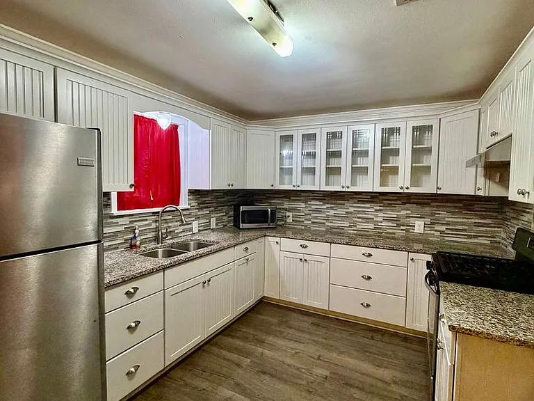 6428 Bain Blvd — Photo 27