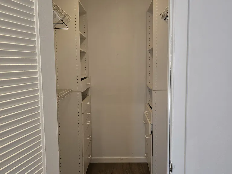 128 Swan Pkwy E — Photo 22