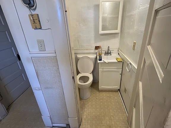 5th image of 622 S 13th St