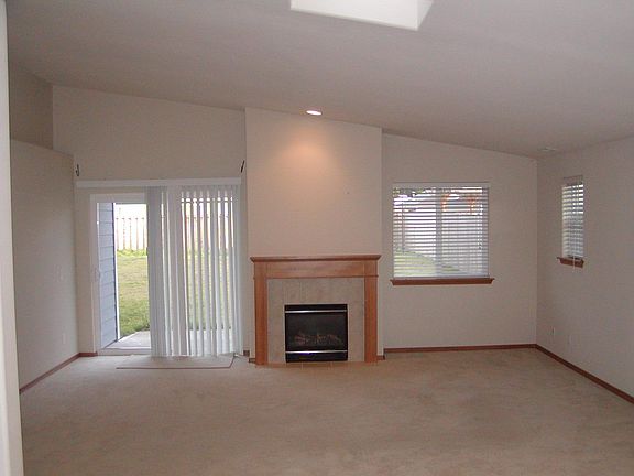 2nd image of 11617 44th Dr NE