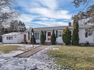 30 S Bennett Dr, Johnston, RI 02919