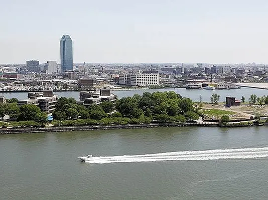 Sold by Stribling | media 1