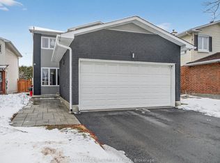 2092 Legrand Cres, Ottawa, ON K1E 3T6