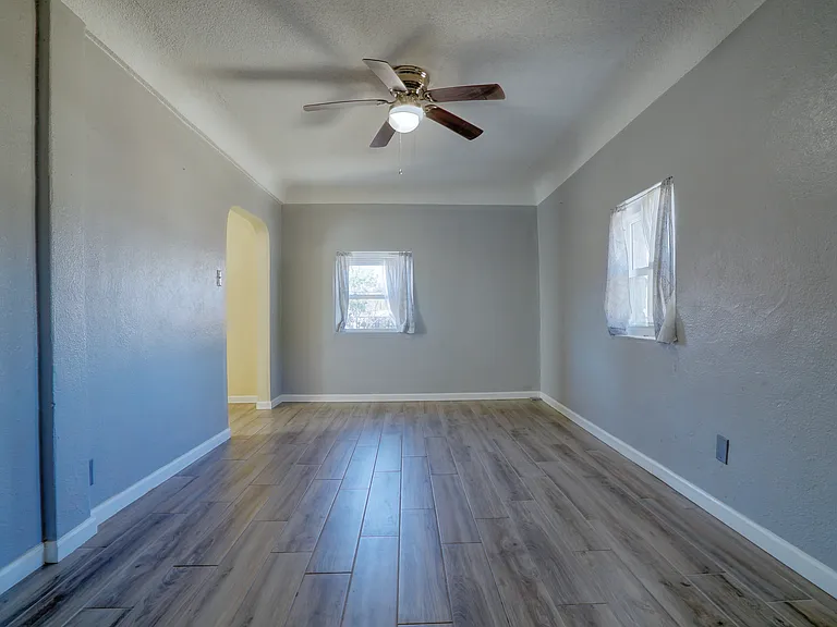 3900 Bliss Ave — Photo 10