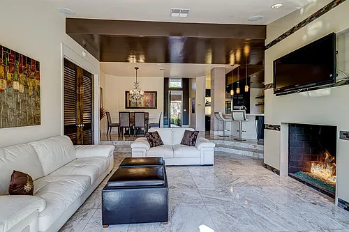 7277 Mission Hills Dr Photo 1