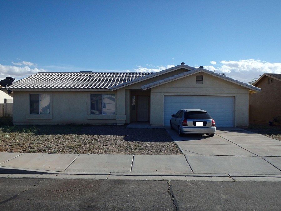1st image of 6241 E 41st St