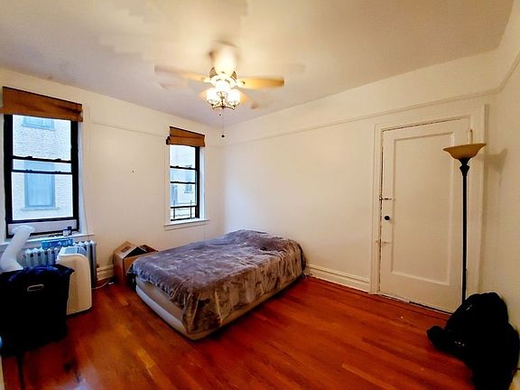 4th image of 601 40th St #C39