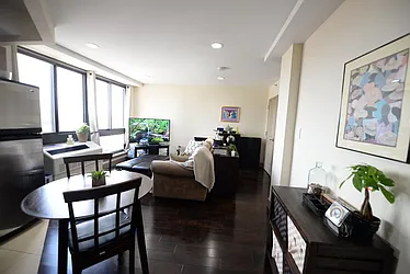 Rented by Peter Ashe