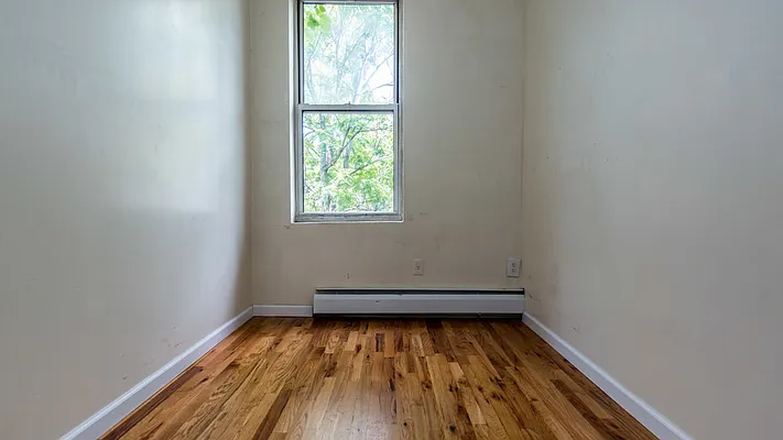 Rented by Nooklyn NYC LLC | media 17