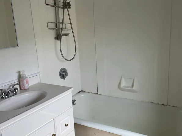 21 Bolivar St Floor 2, Canton, MA 02021