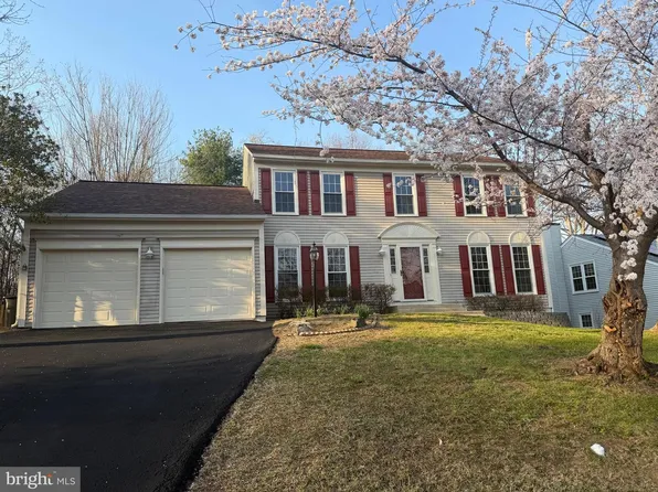 8 Lawhorn Rd, Stafford, VA 22554