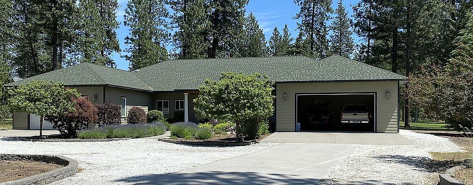 1st image of 261 Palmer Ln