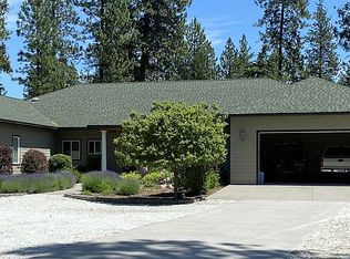 261 Palmer Ln, Chewelah, WA 99109