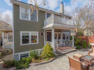 19 Sherman St #2A, Cambridge, MA 02138