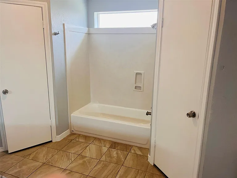 3910 Hidden Glen Dr — Photo 22