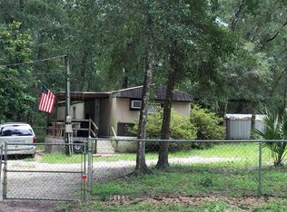 109 Hill St, Pomona Park, FL 32181