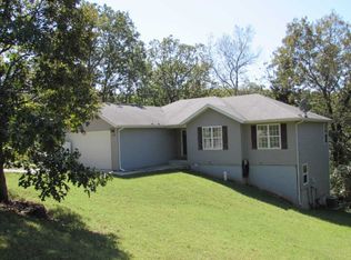 275 Oakview Dr, Ridgedale, MO 65739